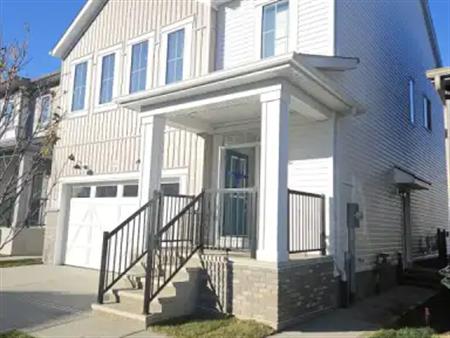 Welcome to this beautiful 4 bedroom+den Sherwook Park community of Hearthstone. | STONESIDE Rd, Sherwood Park