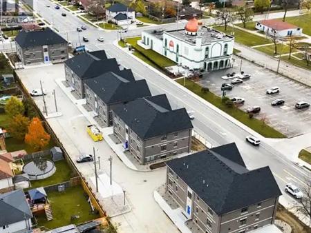 2380 DOMINION BOULEVARD Unit# 460 | 2380 DOMINION BOULEVARD Unit# 460, Windsor