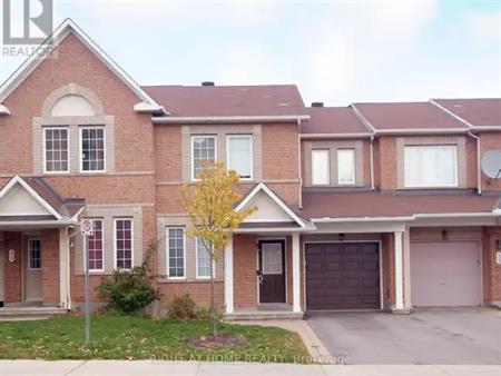 37 BARNSTONE DRIVE | 37 BARNSTONE DRIVE, Ottawa