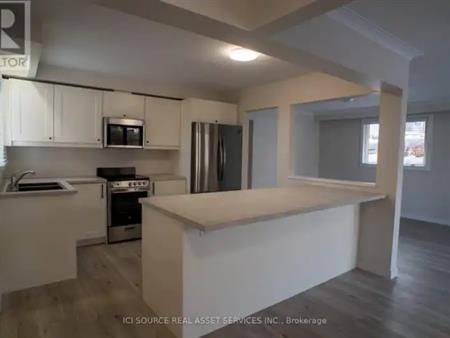 A - 200 JOHN STREET W | A - 200 JOHN STREET W, Bradford West Gwillimbury