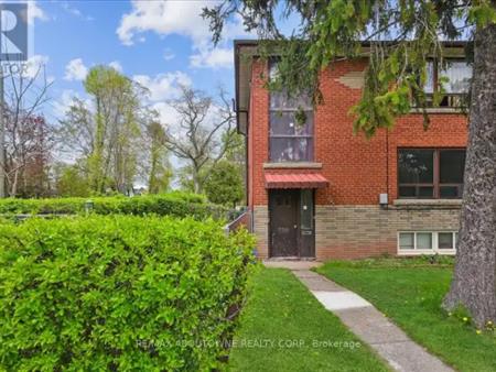 1 - 203 NELSON STREET | 1 - 203 NELSON STREET, Oakville