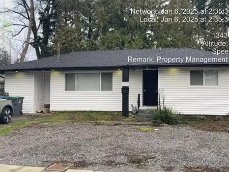 13431- 70B A  rancher with a large lot | 13431 70B Avenue, Surrey