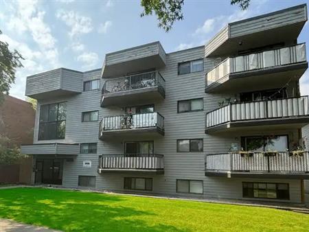 Lorinda Court | 10240 118 Street, Edmonton