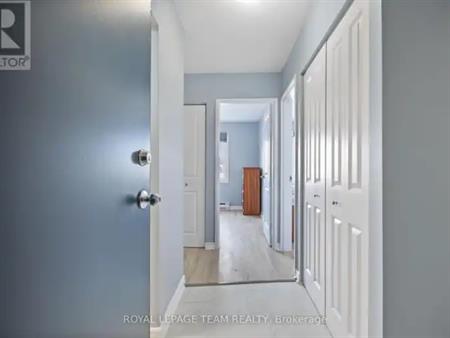 201B - 2041 ARROWSMITH DRIVE | 201B - 2041 ARROWSMITH DRIVE, Ottawa
