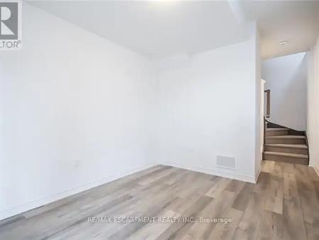 5 - 5000 CONNOR DRIVE | 5 - 5000 CONNOR DRIVE, Lincoln