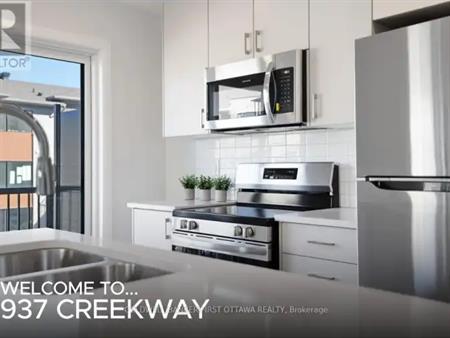 937 CREEKWAY PRIVATE | 937 CREEKWAY PRIVATE, Ottawa