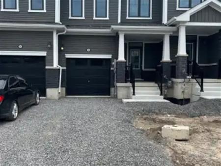 96 SELECTION HEIGHTS | 96 SELECTION HEIGHTS, Thorold