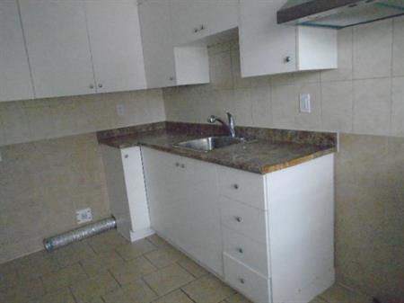 3 ½ rue Parc Georges Ahuntsic LIBRE