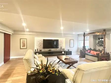 2-100 Coastline Dr, Brampton, Ontario L6Y 0L7 | 100 Coastline Drive, Brampton