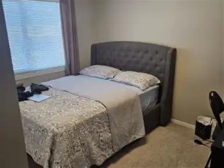 ROOM TO LET - Furnished (Preferred: African Male) | 125 Redstone Walk Northeast, Calgary