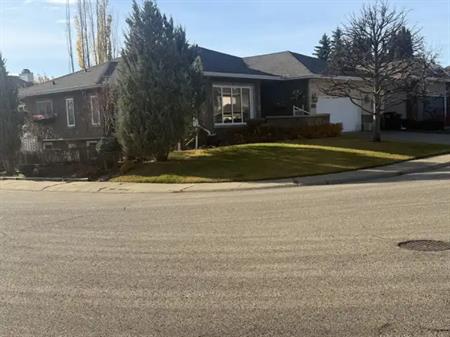 Spacious Executive Home for Rent in Prestigious Wolf Willow | 131 Walsh Crescent Northwest, Edmonton