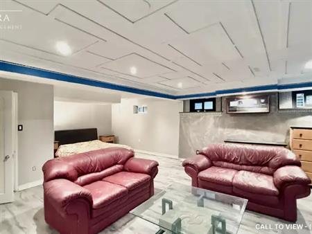 2-516 Chantenay Dr, Mississauga, Ontario L5A 1G2 | 516 Chantenay Drive, Mississauga