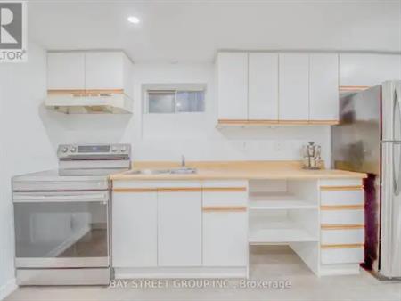 BASEMENT #2 - 65 DAVIS ROAD N | BASEMENT #2 - 65 DAVIS ROAD N, Aurora