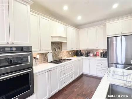 2338 Equestrian Cres, Oshawa, Ontario L1L 0L6 | 2338 Equestrian Crescent, Oshawa