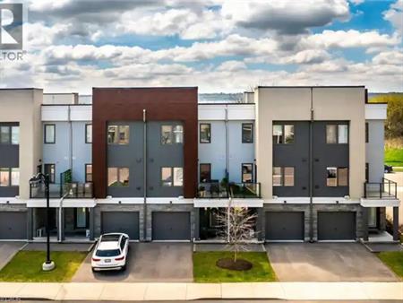 115 SHOREVIEW Place Unit# 9 | 115 SHOREVIEW Place Unit# 9, Stoney Creek