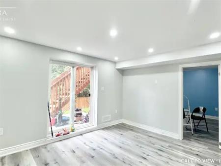 2-202 Eaglecrest St, Kitchener, Ontario N2K 4H9 | 202 Eaglecrest Street, Kitchener