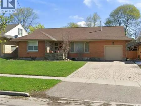 248 DUMFRIES Avenue | 248 DUMFRIES Avenue, Kitchener