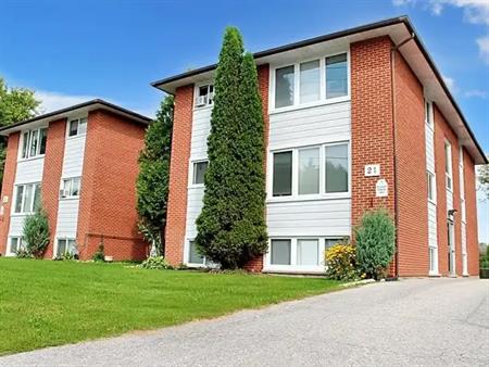 Elmira Apartments - ALL INCLUSIVE | 23 Snyder Ave North, Elmira