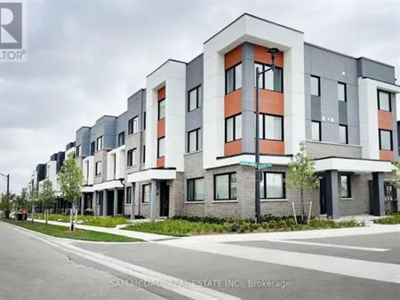 70 HUGUENOT ROAD | 70 HUGUENOT ROAD, Oakville