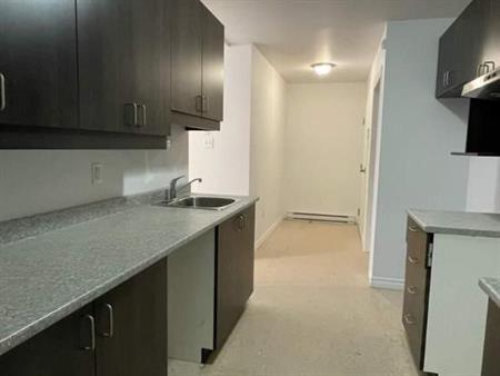 2 CH - 1 SDB - Drummondville - $1,250 /mo