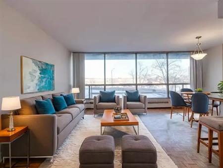 Valleyview Towers | 2980 Don Mills Road, Toronto