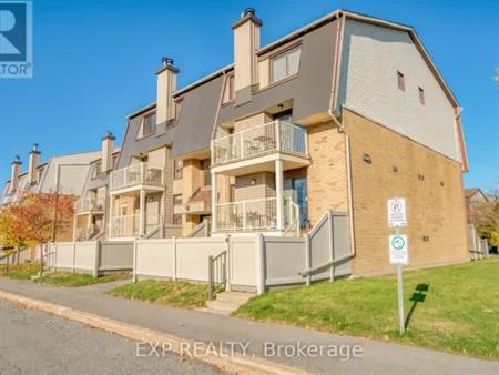 1 - 16 SWEETBRIAR CIRCLE | 1 - 16 SWEETBRIAR CIRCLE, Ottawa