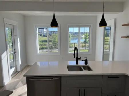 Spectacular view, modern suite | 1921 Davidson Wynd Southwest, Edmonton