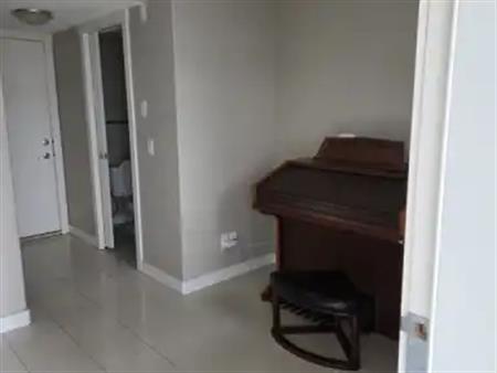 Must-See! 2 Bed + Den/2.5 Bath Townhouse - Great Location | 108 Redstone View Northeast, Calgary