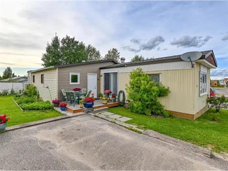 Lakelet Estates | 4405 50th Avenue, Cold Lake