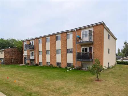 River Heights West | 3415 106 Ave, Edmonton