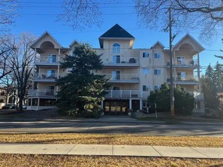 Cozy 2 bedroom and 2 bathroom condo | 305 - 7725 108 Street Northwest, Edmonton