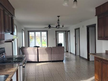 4 1/2 Notre-Dame-de-Lourdes