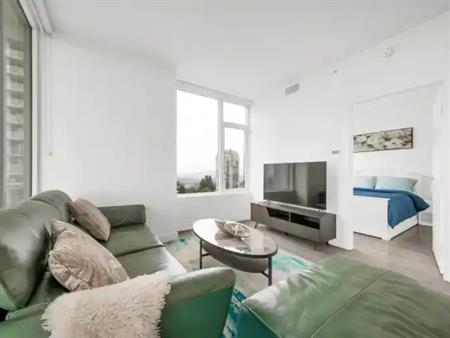 D8 - Bright & Modern 2 bedrooms with Stunning City Views | 5051 Imperial Street, Burnaby