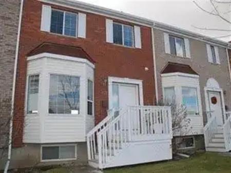 1400 SQ FT Town House with Double Garage | 171 Citadel Dr NW, Calgary