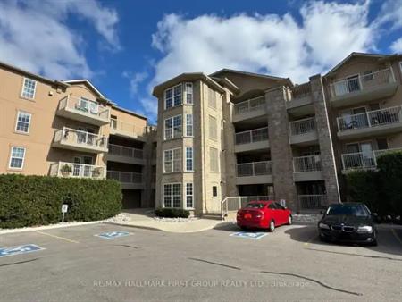 210 - 1460 BISHOPS GATE | 210 - 1460 BISHOPS GATE, Oakville