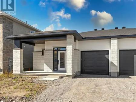 1035 MOORE STREET | 1035 MOORE STREET, Brockville