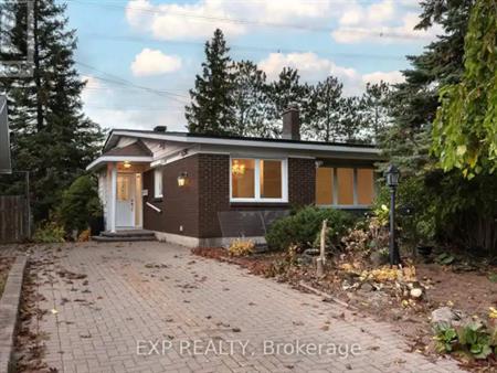 109 WOODFIELD DRIVE | 109 WOODFIELD DRIVE, Ottawa