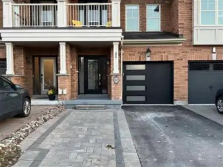 42 SOUTHEAST PASS | 42 SOUTHEAST PASS, Whitchurch-Stouffville