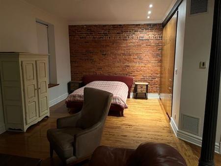 LOFT - DISPONIBLE 1er DÉCEMBRE