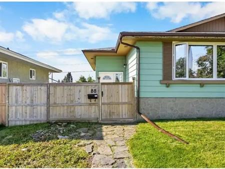Bright and comfortable 2-bedroom, 1-bathroom basement - Utilities Included | 88 Huntwick Way Northeast, Calgary