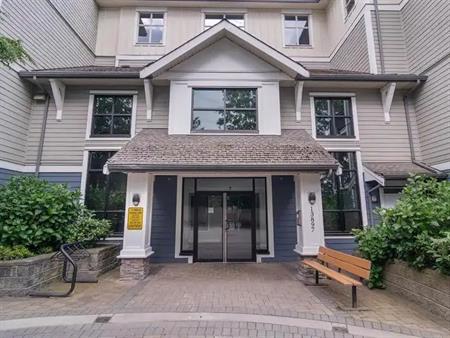 13897 FRASER HIGHWAY | 13897 Fraser Highway, Surrey