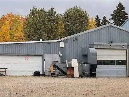 Airdrie Heated Out Buildings for Rent | 272134 RGE Road 291 Northeast, Airdrie