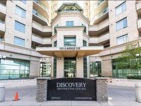 Discovery Pointe Downtown Calgary | 2Bed 2Bath Apartment Near CTrain for Rent | 1121 6 Ave SW, Calgary