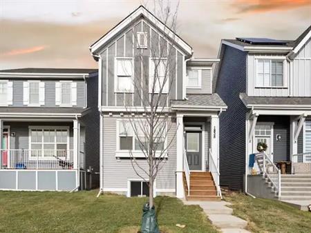 3 Bed, 2.5 Bath with a den | 1838 Rangeview Drive Southeast, Calgary