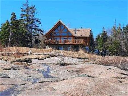 maison "chalet" à louer à Port-Cartier tarifs en photos.