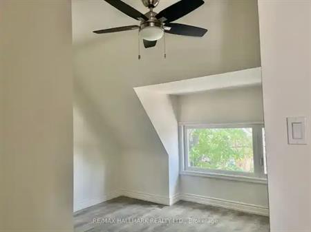 376 Woodbine Avenue #3 | 376 Woodbine Avenue, Toronto