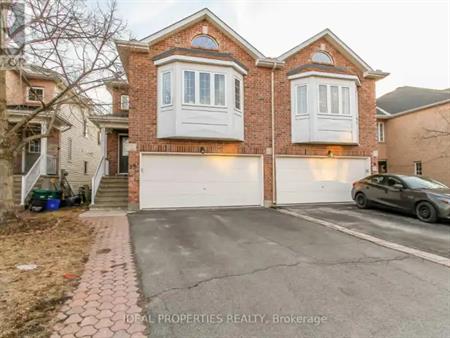 A - 19 CASTLE GLEN CRESCENT | A - 19 CASTLE GLEN CRESCENT, Ottawa