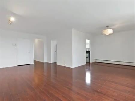 46 Meadowbrook Road | 46 Meadowbrook Road, Toronto