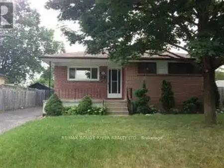 LOWER - 902 DONOVAN CRESCENT | LOWER - 902 DONOVAN CRESCENT, Whitby