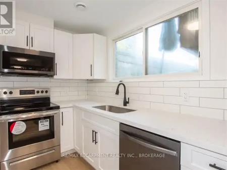 LOWER - 6245 ELDORADO AVENUE | LOWER - 6245 ELDORADO AVENUE, Niagara Falls